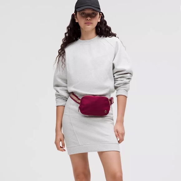 Lululemon Everywhere Belt Bag DELX/GOLD/BONE 1L - Picture 5 of 10